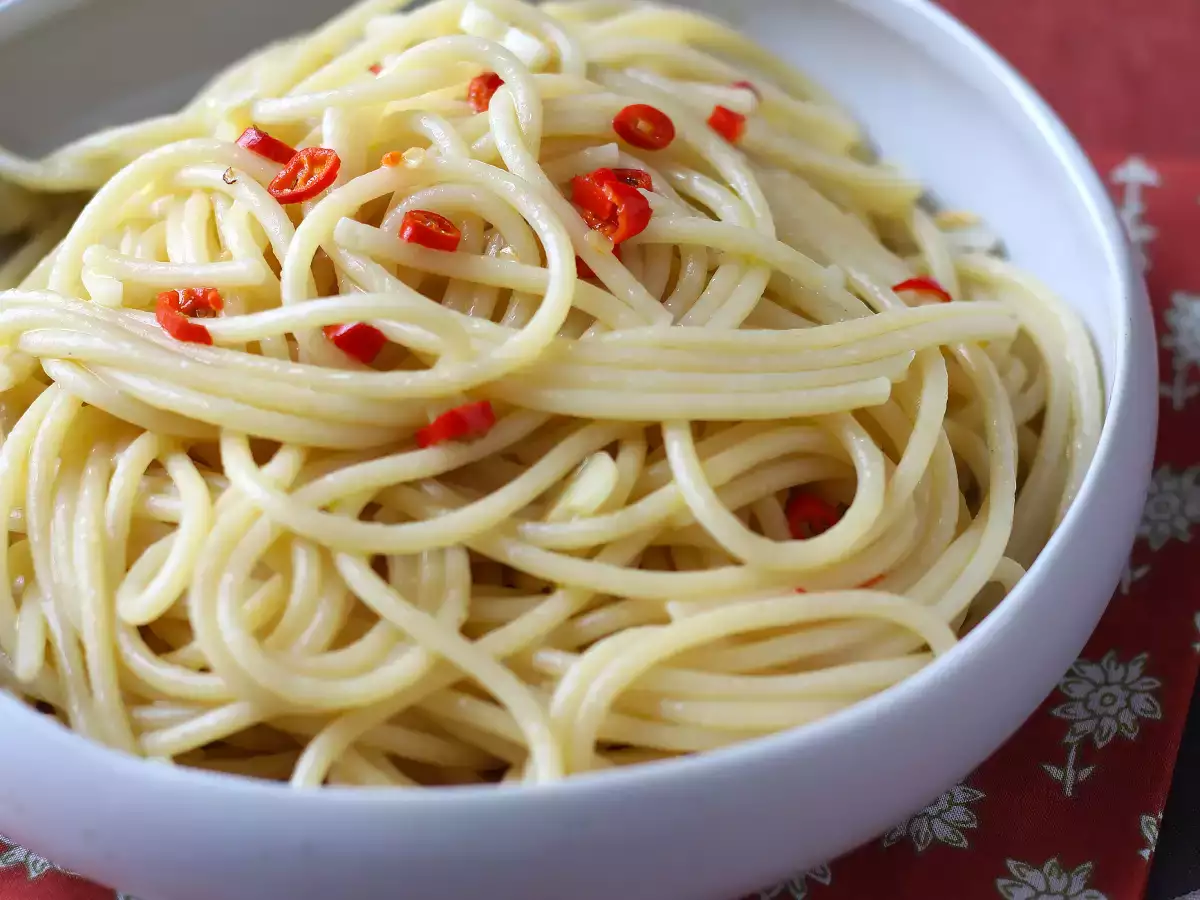 Spaghetti aglio, olio e peperoncino: het Italiaanse lastminute-gerecht - foto 5