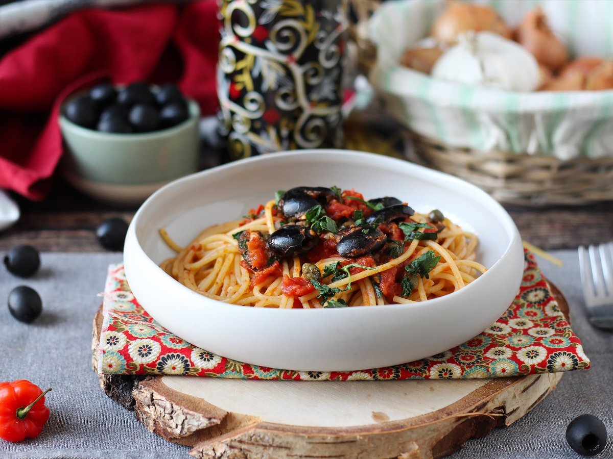 Spaghetti alla puttanesca, een snel en lekker voorgerecht