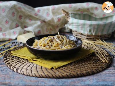 Spaghetti cacio e pepe: 3 ingrediënten, een smaakexplosie! - foto 2