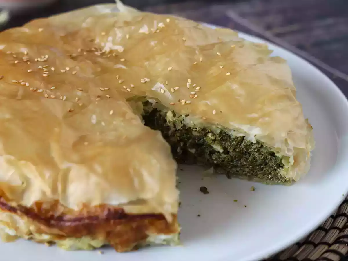 Spanakopita, de supermakkelijke Griekse taart met spinazie en feta - foto 2