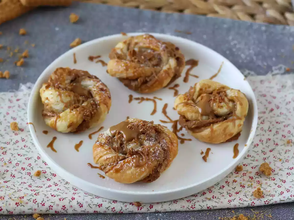 Speculoos bladerdeegkoekjes - snel en makkelijk te maken