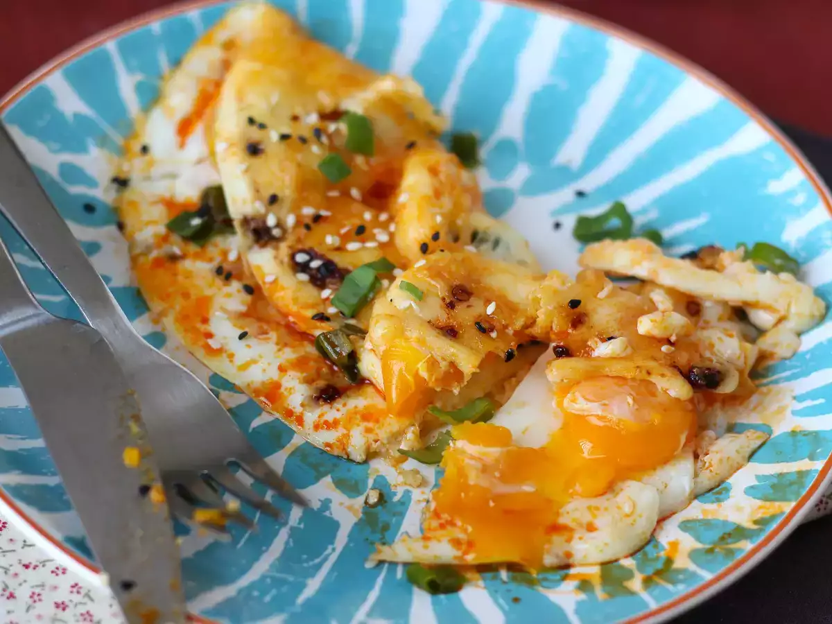 Spiegeleieren met honing en mozzarella: een snel, zoet-hartig en pittig ontbijt! - foto 6