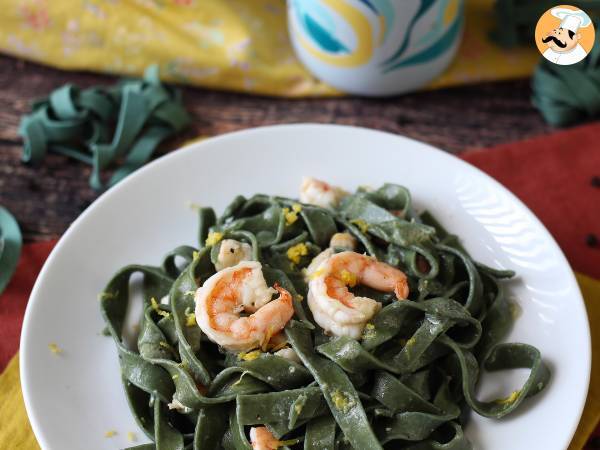 Spirulina pasta met garnalen en citroen: een voedzaam voorgerecht met een unieke smaak - foto 2