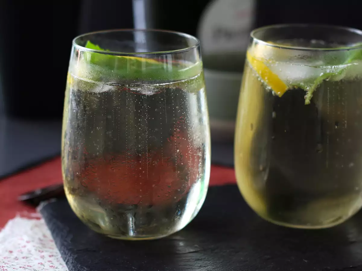 St-Germain Spritz met vlierbloesemlikeur: de ultrafrisse zomercocktail - foto 2