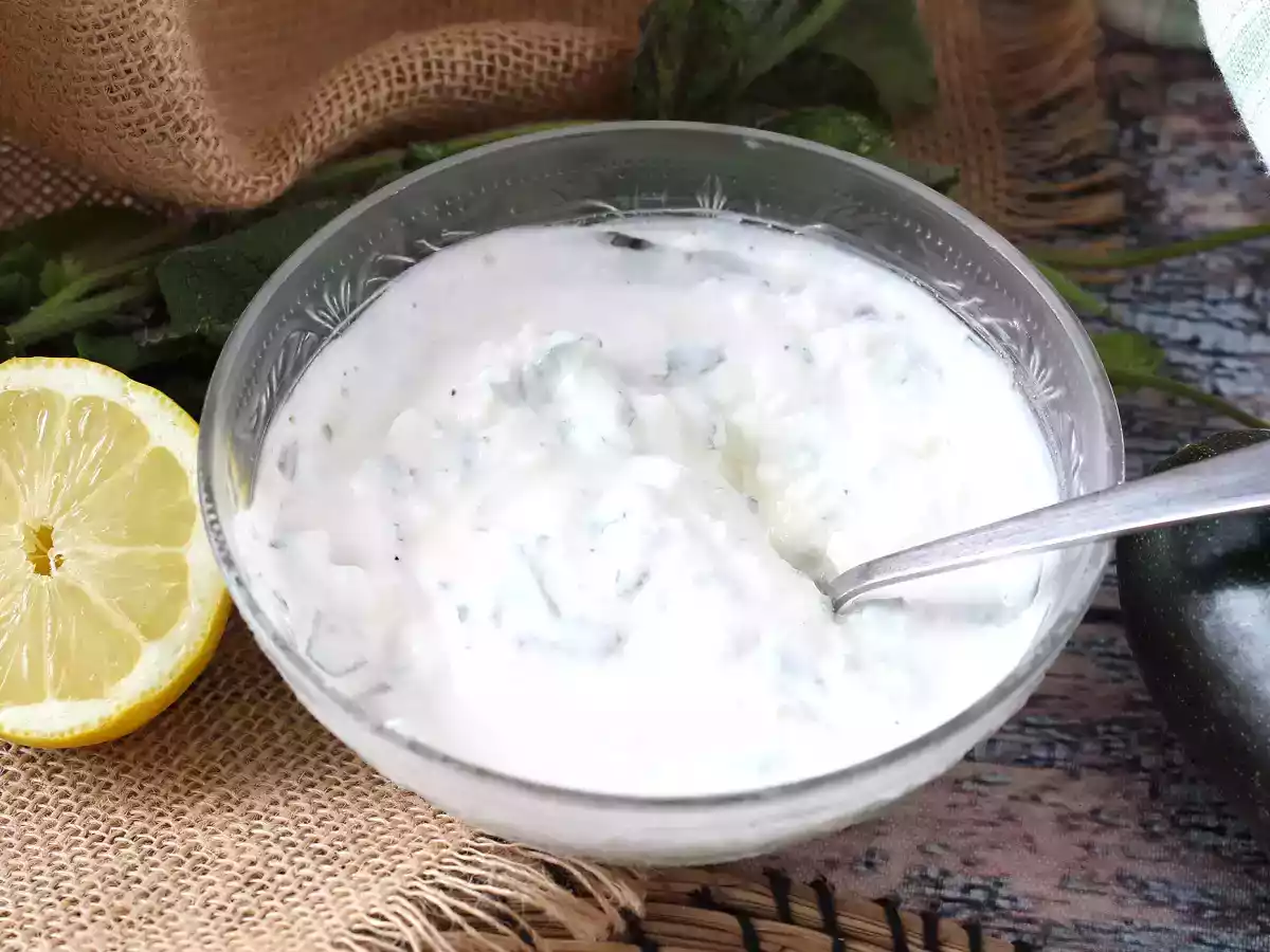 Superfrisse yoghurt, feta, citroen en muntsaus! - foto 5