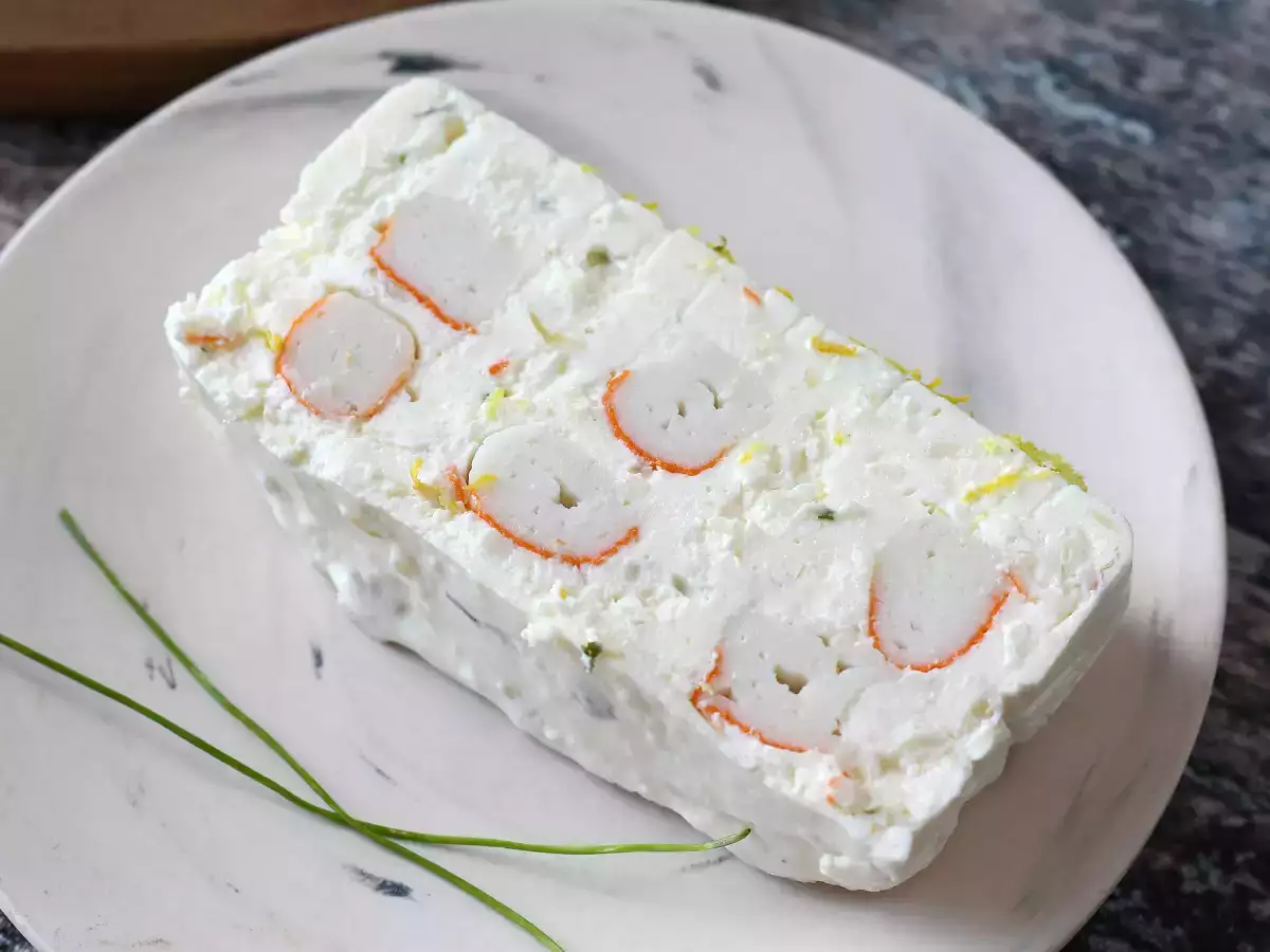 Surimi-terrine zonder koken: een eenvoudig koud voorgerecht, perfect voor de zomer - foto 2