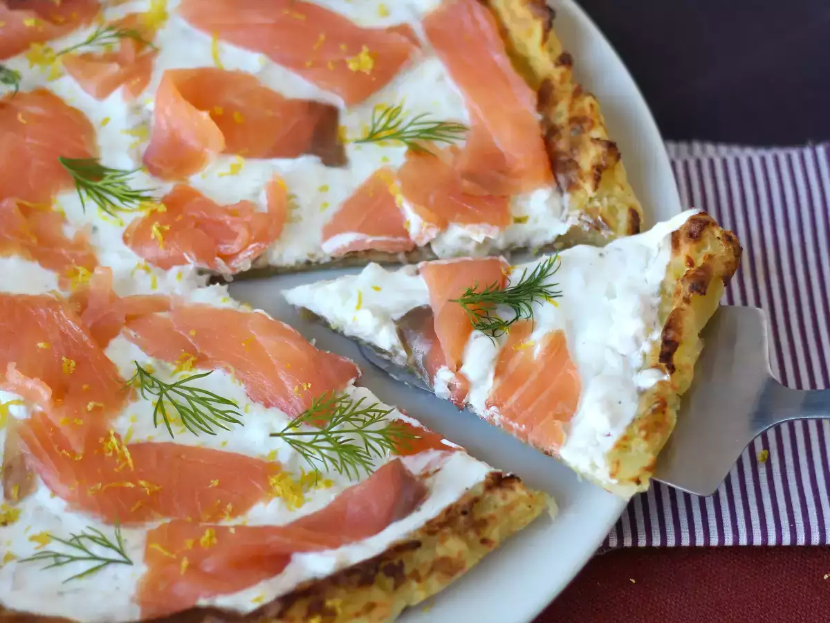 Taart met gerookte zalm en aardappelbodem - foto 3