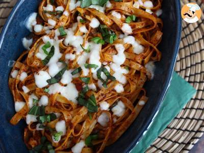 Tagliatelle al forno, het antiverspillingsrecept om restjes pasta te gebruiken - foto 4