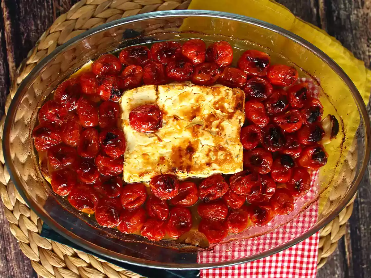 Tagliatelle feta kerstomaatjes - gebakken feta pasta - foto 4