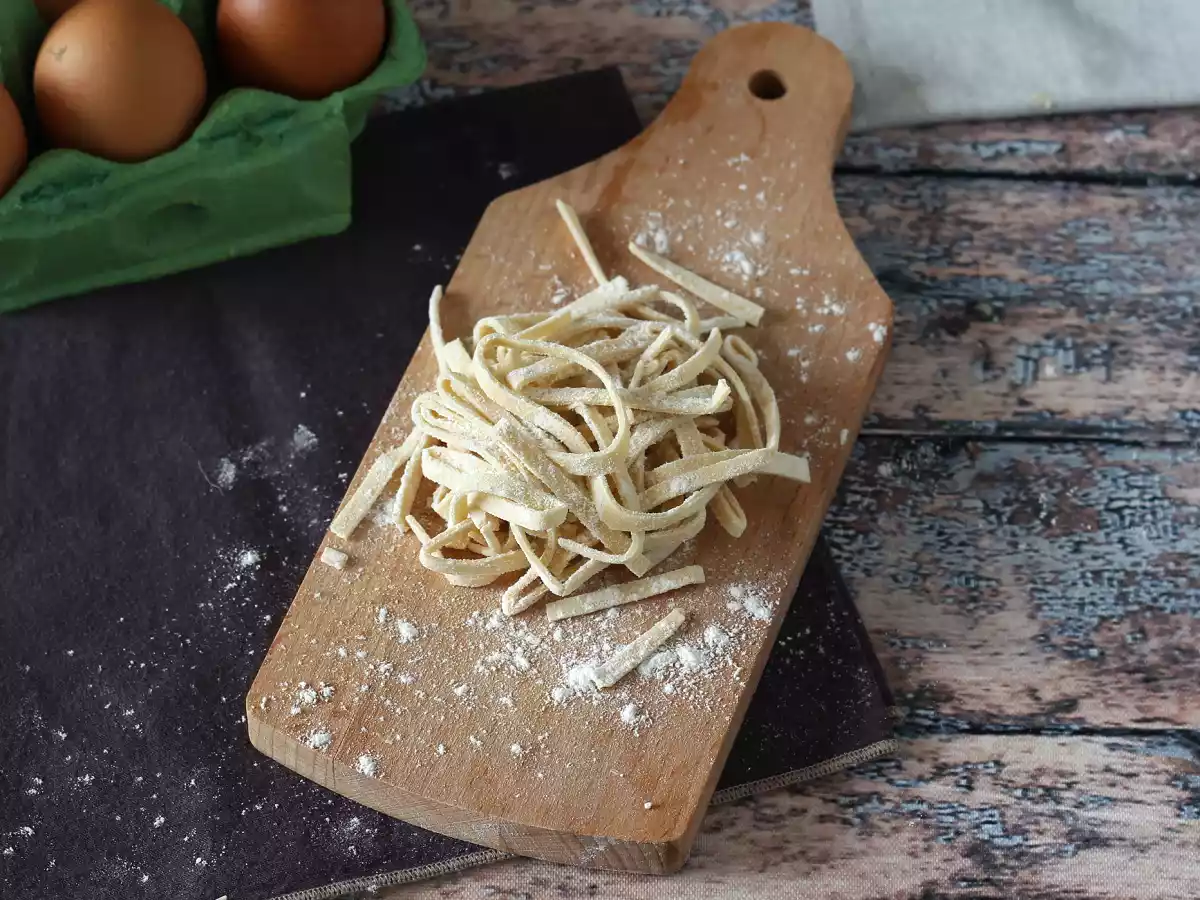 Tagliolini, de stap-voor-stap procedure om ze thuis te bereiden - foto 3