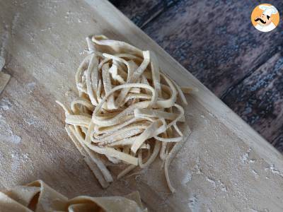 Tagliolini, de stap-voor-stap procedure om ze thuis te bereiden - foto 2