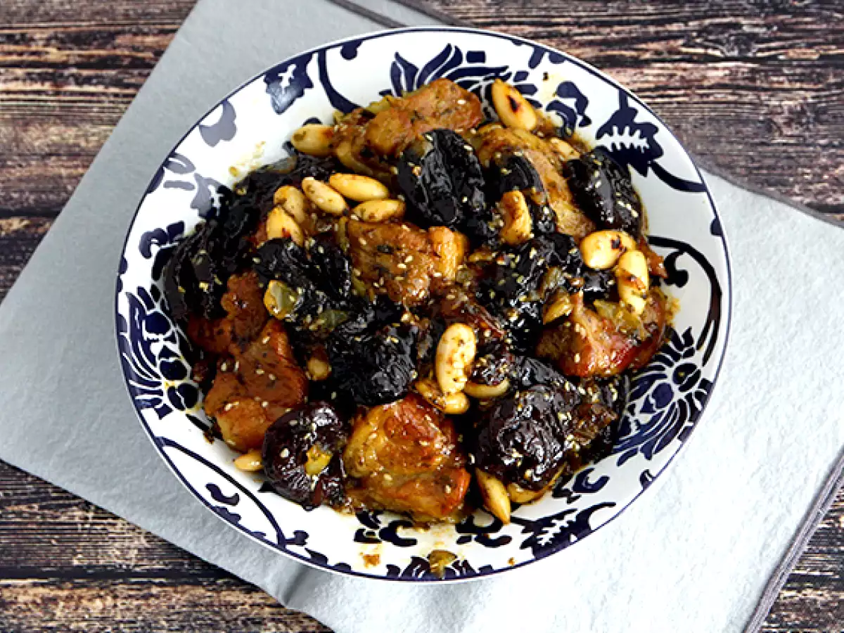 Tajine van lamsvlees met gedroogde pruimen (stappen en video) - foto 2