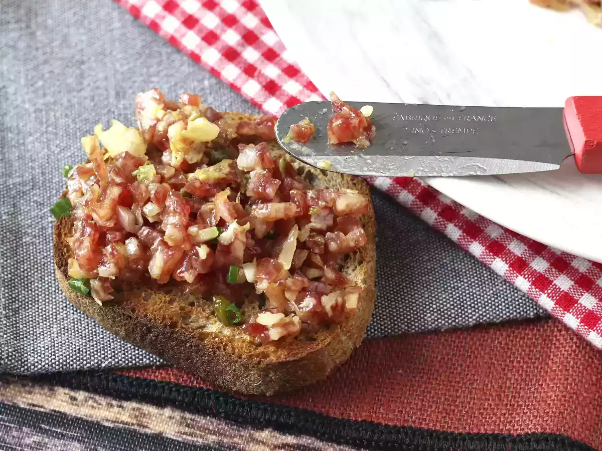 Tartar de fuet: een express versie van de klassieke steak tartaar - foto 4