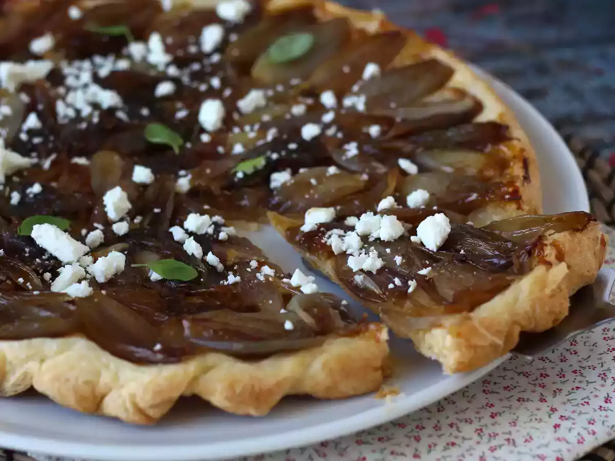 Tarte tatin met sjalotten en feta, de onweerstaanbare hartige versie! - foto 3