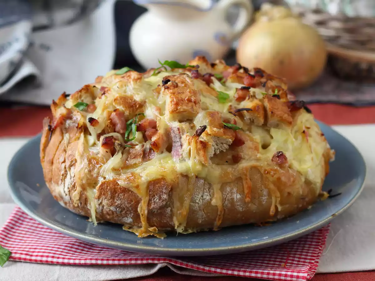 Tartiflette-stijl gevuld egelbrood - foto 2