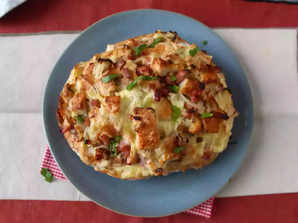 Tartiflette-stijl gevuld egelbrood - foto 6