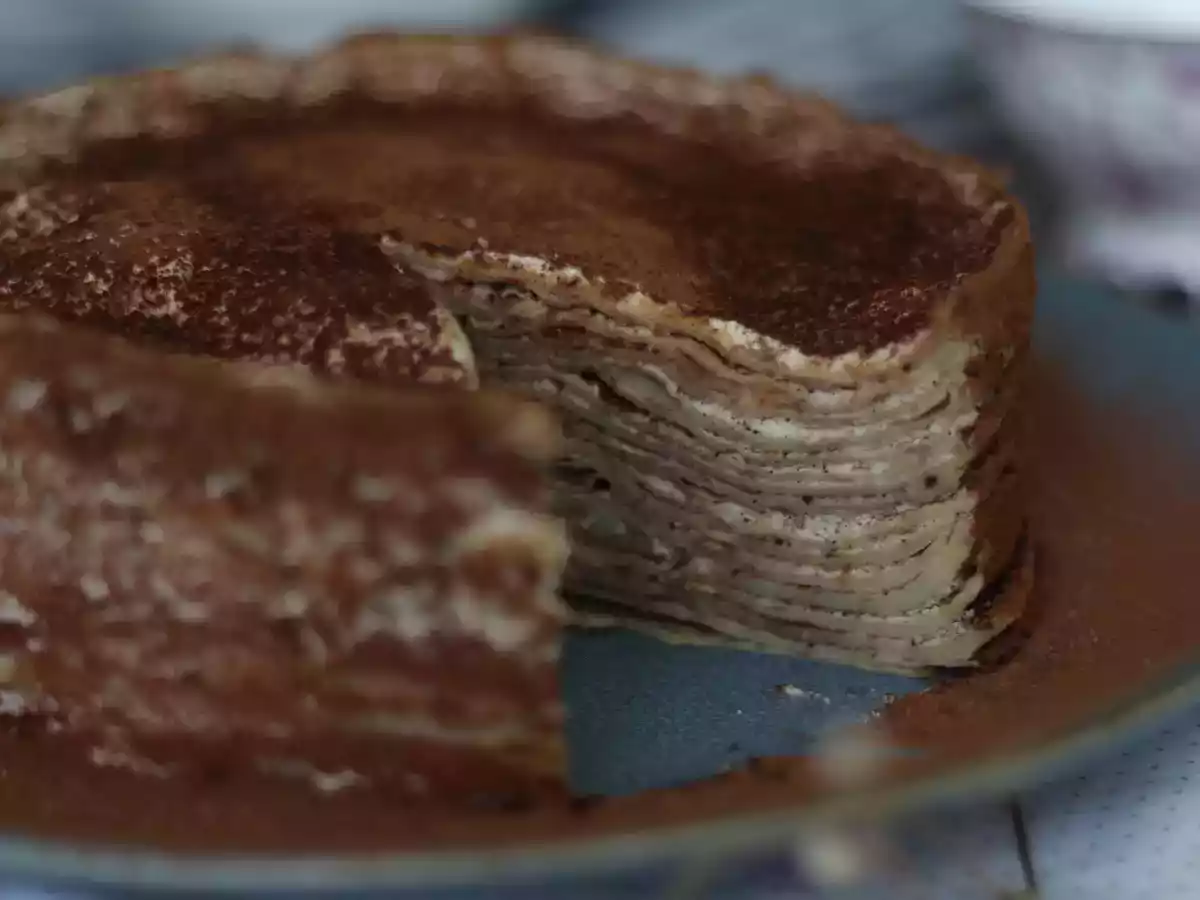 Tiramisu-achtige pannenkoekentaart met koffie en cacao - foto 3