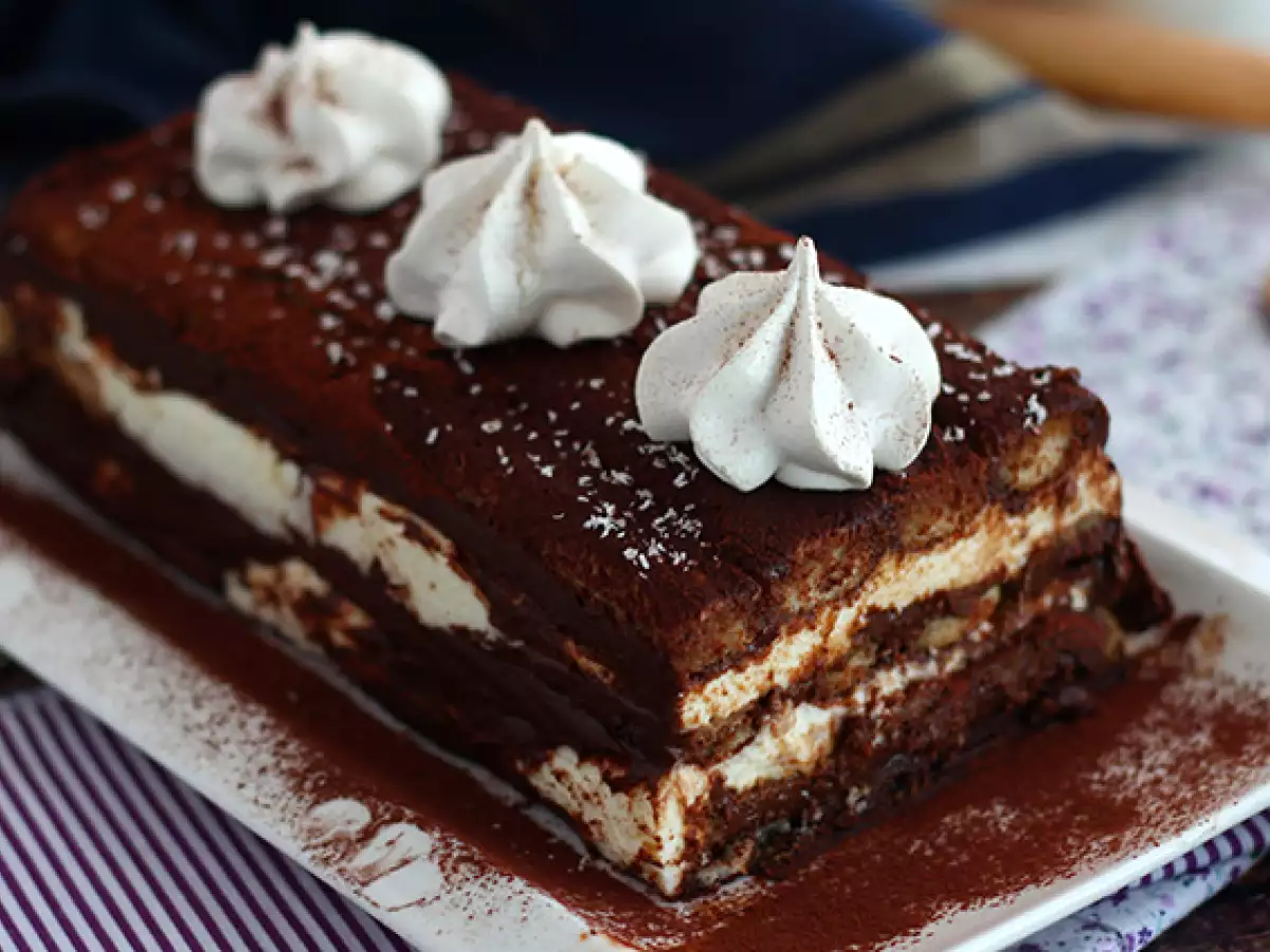 Tiramisu-kerststronk (stap voor stap uitgelegd) - foto 4