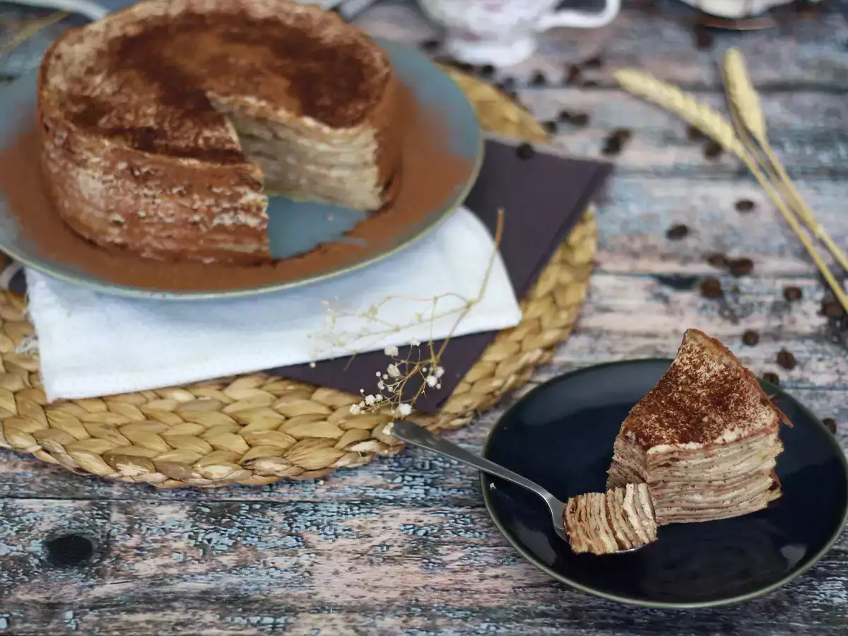 Tiramisu-pannenkoekentaart met koffie en cacao - foto 4