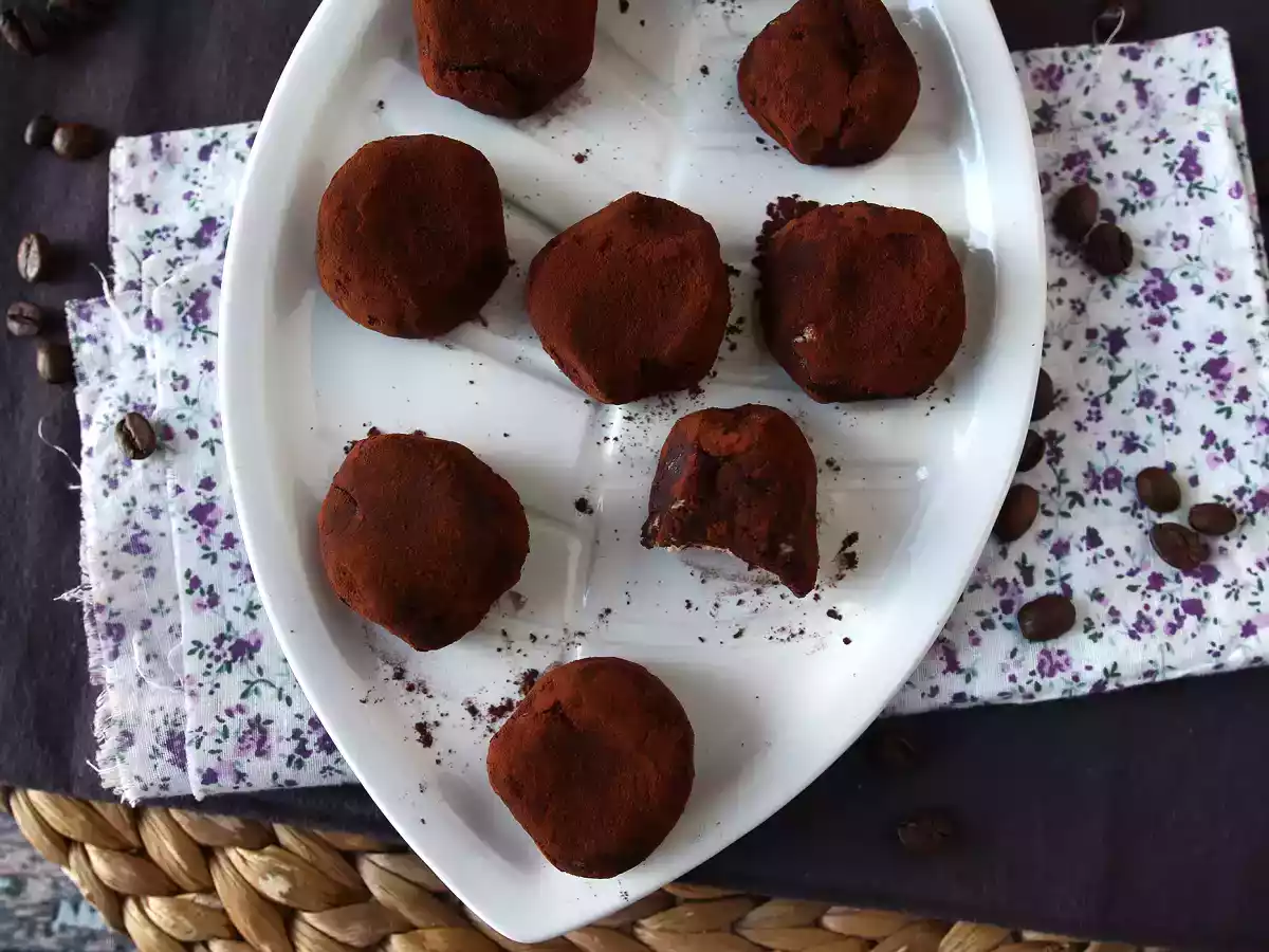 Tiramisu-rochers, het perfecte Italiaanse dessert in miniporties voor bij de koffie! - foto 2
