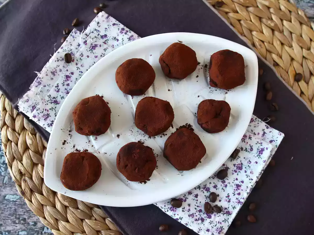 Tiramisu-rochers, het perfecte Italiaanse dessert in miniporties voor bij de koffie! - foto 5