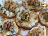 Toast met roquefort, walnoten en honing, foto 1