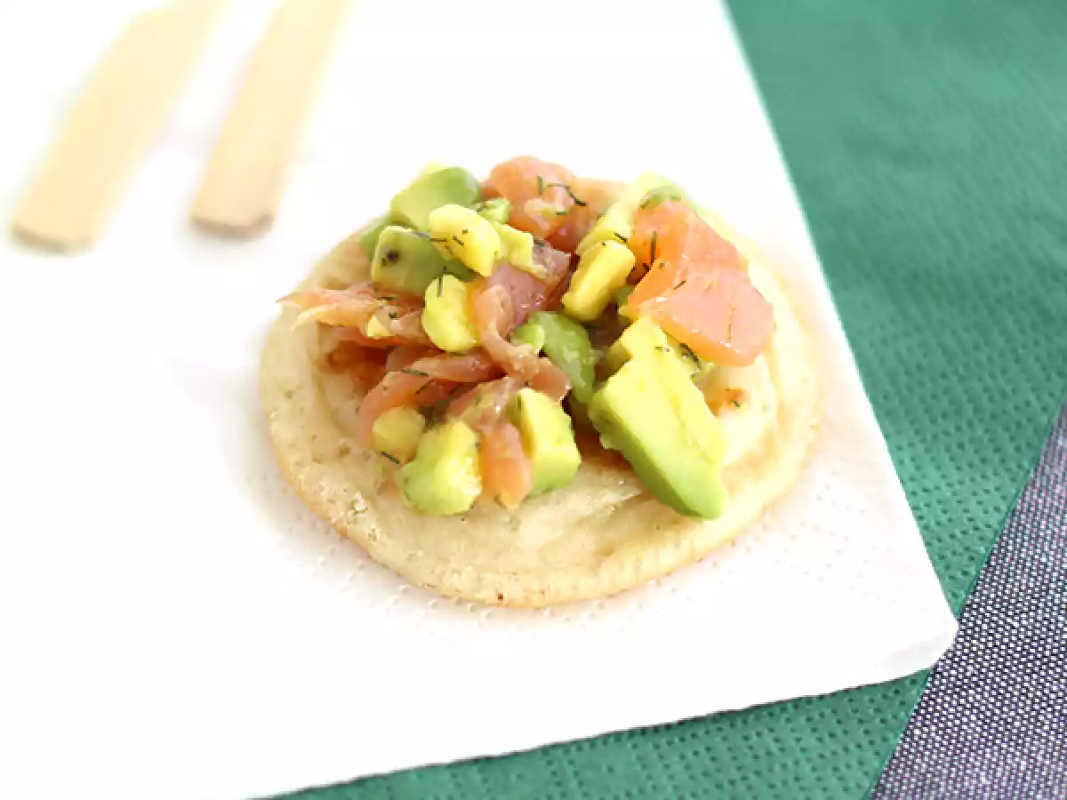 Toast met zalm en avocado - foto 2