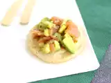 Toast met zalm en avocado, foto 1