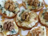 Toastjes met roquefort, walnoten en honing, foto 1