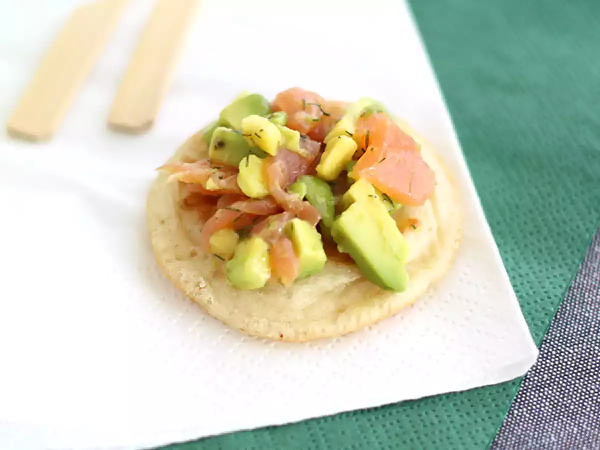 Toastjes met zalm en avocado - foto 2