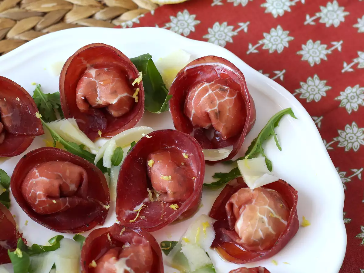 Tortelloni di bresaola gevuld met rucola en ricotta kaas: lekker en klaar in 10 minuten! - foto 5