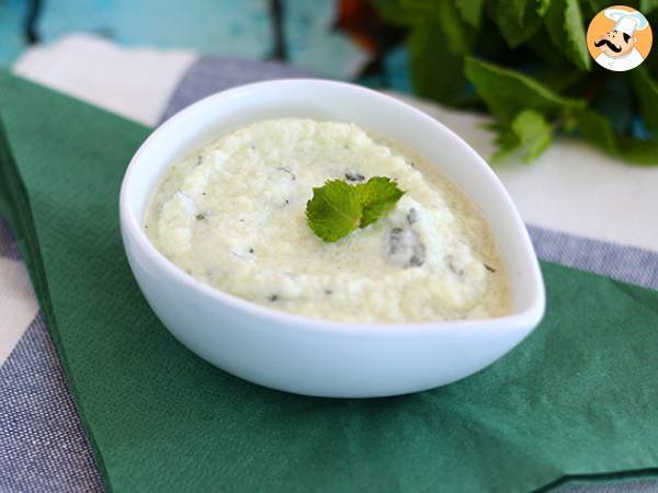 Tzatziki, de Griekse saus met komkommer en yoghurt - foto 2