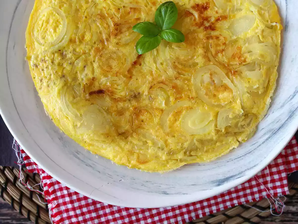 Uienomelet, het lekkere en makkelijk te bereiden recept - foto 4