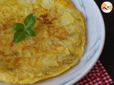 Uienomelet, het lekkere en makkelijk te bereiden recept - foto 2