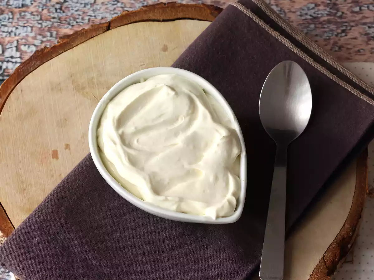 Vanillecrème montée, de perfecte topping voor je taarten en laagjescake!