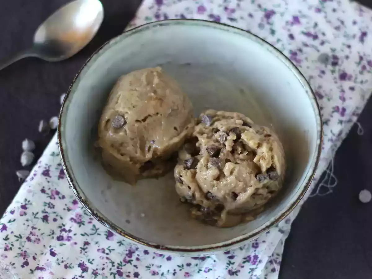 Vegan bananenijs supermakkelijk te maken koekjessmaak! Veganistisch koekjesdeeg - foto 4