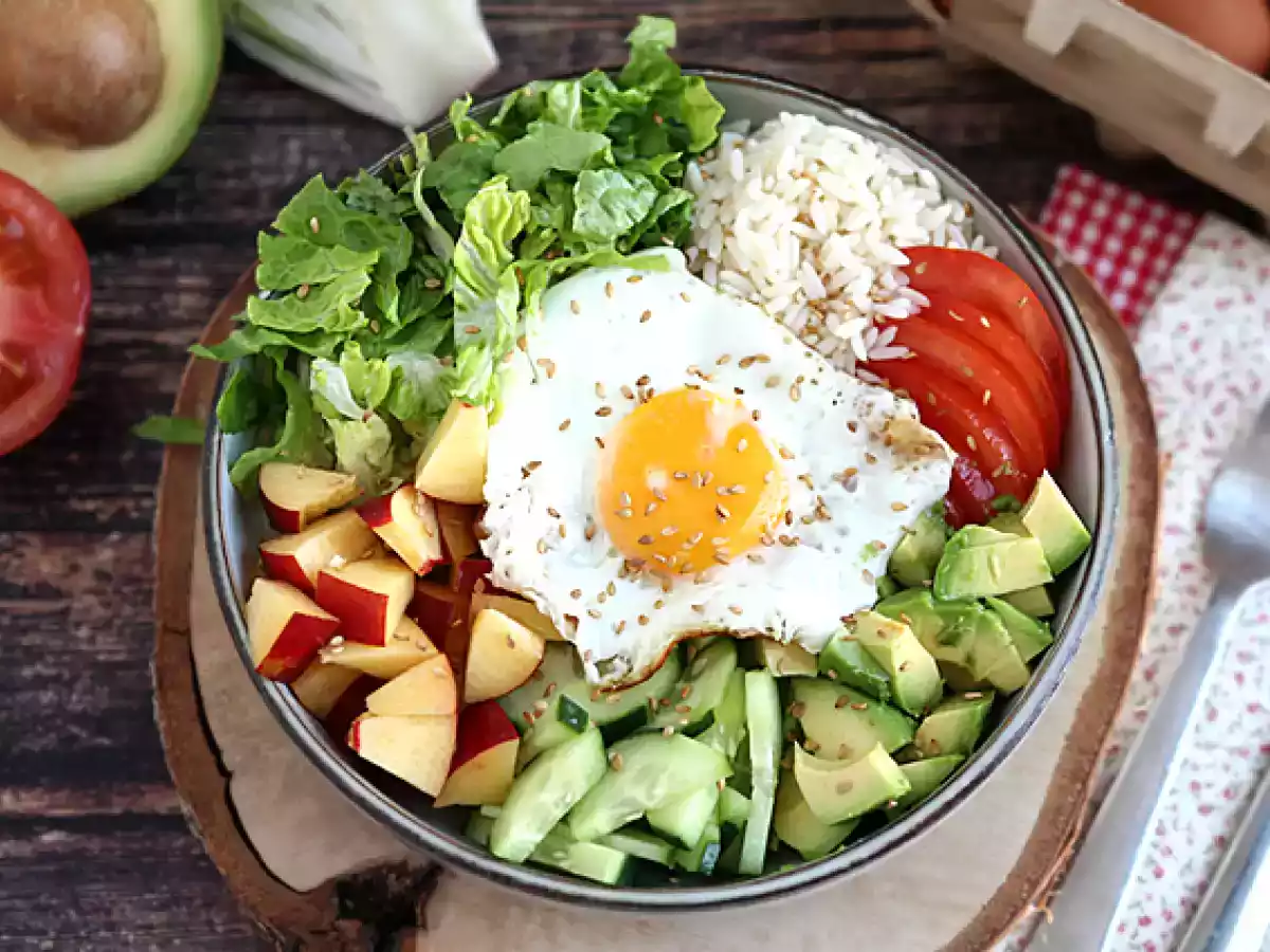 Vegetarische Buddha Bowl - Een prachtige uitgebalanceerde en kleurrijke salade! - foto 5