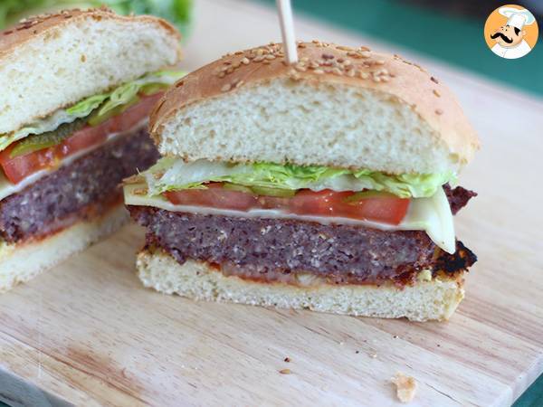 Vegetarische burger met rode bonen - foto 3