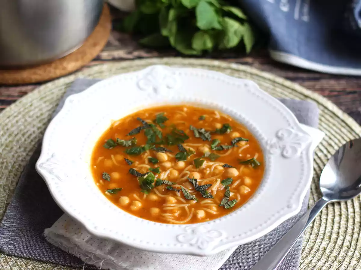 Vegetarische chorba, een smaakvolle en heerlijke soep!
