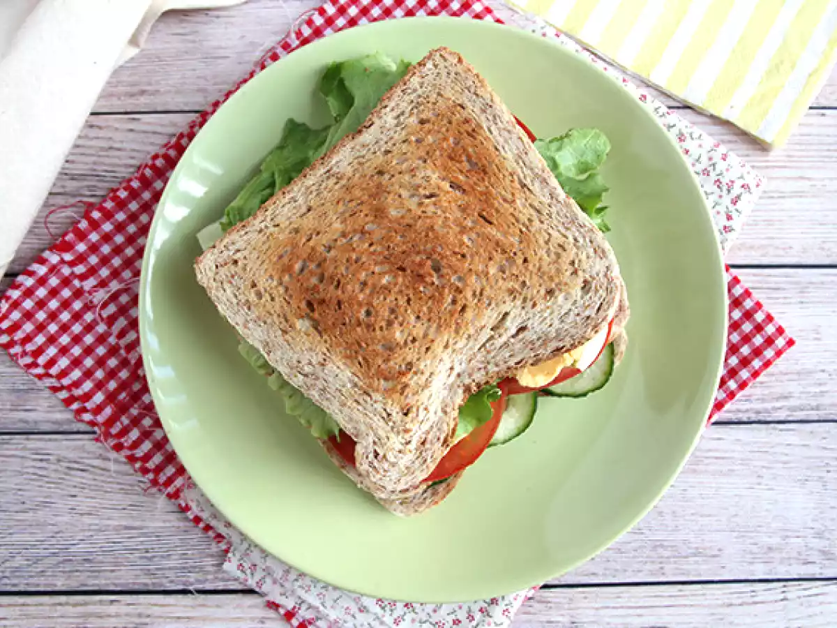 Vegetarische club sandwich - foto 2