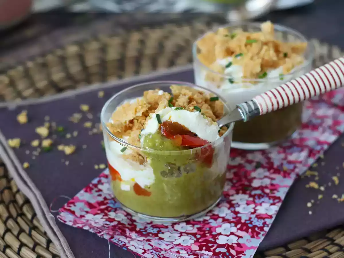 Vegetarische glaasjes: crème van erwtensoep, parmezaancrumble en mascarponecrème - foto 8