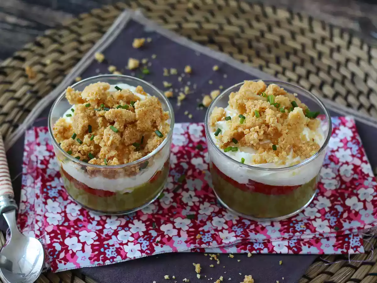 Vegetarische glaasjes: crème van erwtensoep, parmezaancrumble en mascarponecrème - foto 9