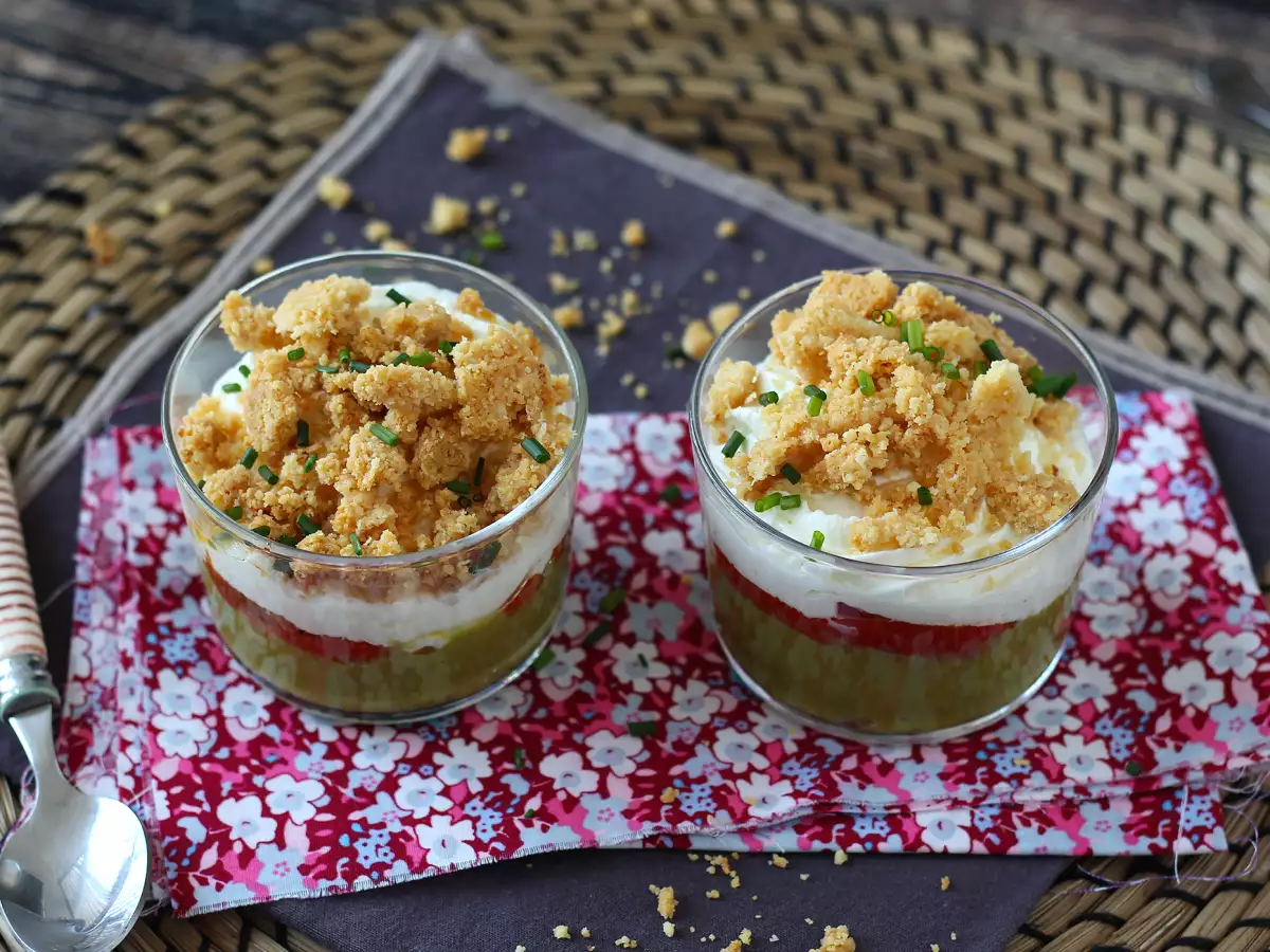 Vegetarische glaasjes: erwtencrème, Parmezaanse crumble en mascarponecrème - foto 9