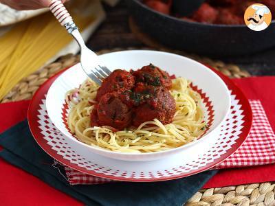 Vegetarische seitan gehaktballetjes met tomatensaus - foto 5