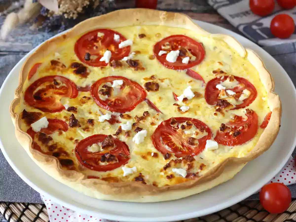Vegetarische tomaat en feta quiche, perfect om mee te nemen op een picknick! - foto 3