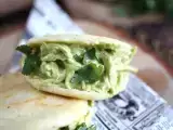 Venezolaanse arepas met kip en avocado - Reina Pepiada, foto 2