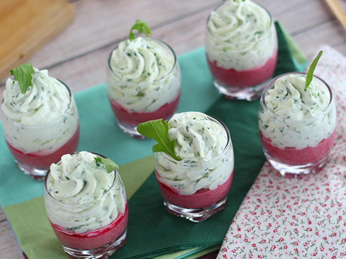 Verrines met mousse van rode biet en rucola - foto 3