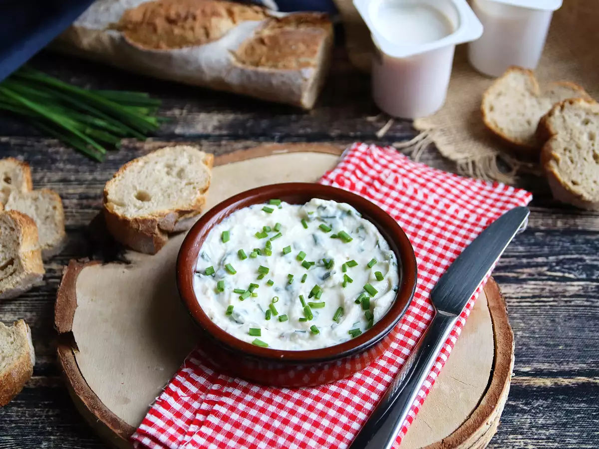 Verse vegan kaas met knoflook en fijne kruiden (op basis van soja!) - foto 4