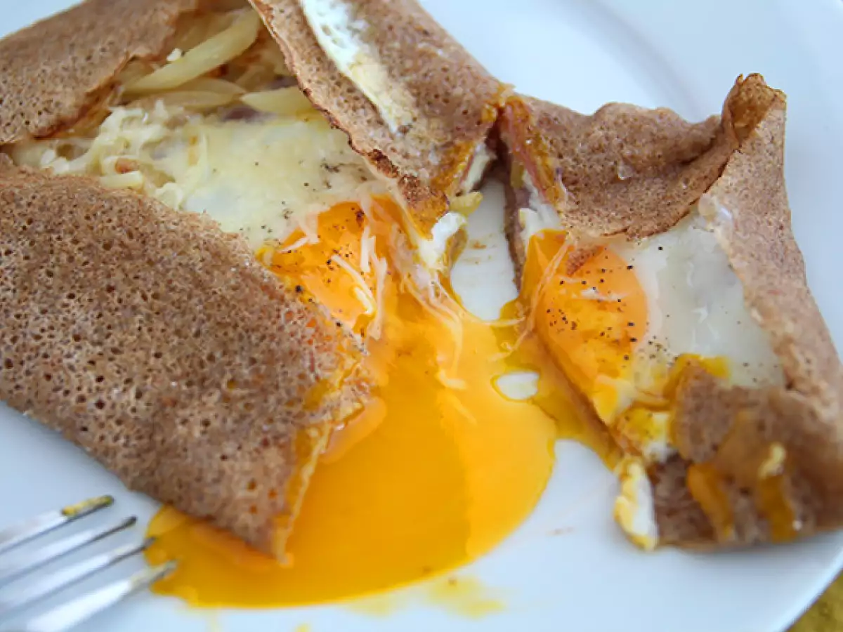 Volkoren boekweitgalette met ham, kaas en ei - foto 2