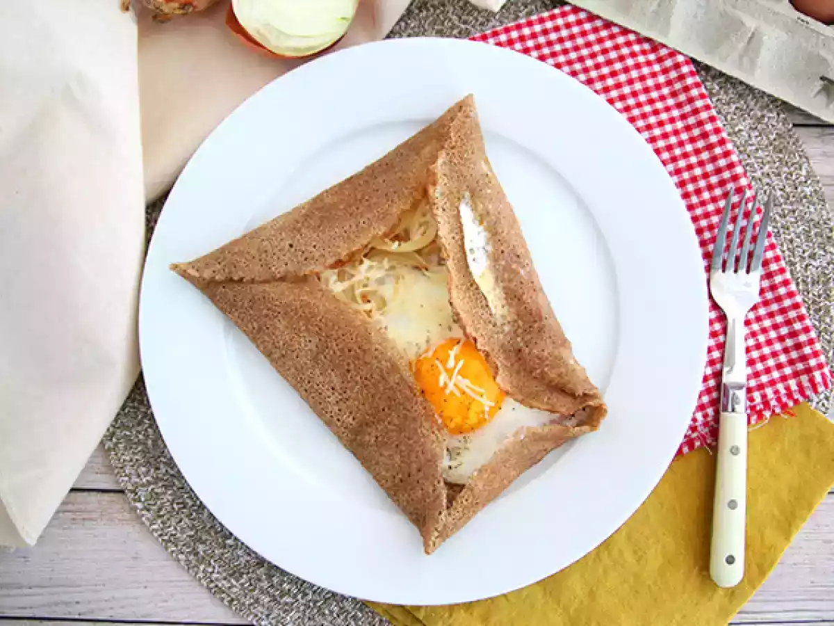 Volkoren boekweitpannenkoeken met ham, kaas en ei - foto 3